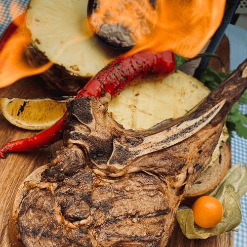 ریبای استیک .  ribeye steak & mushroom sauce 